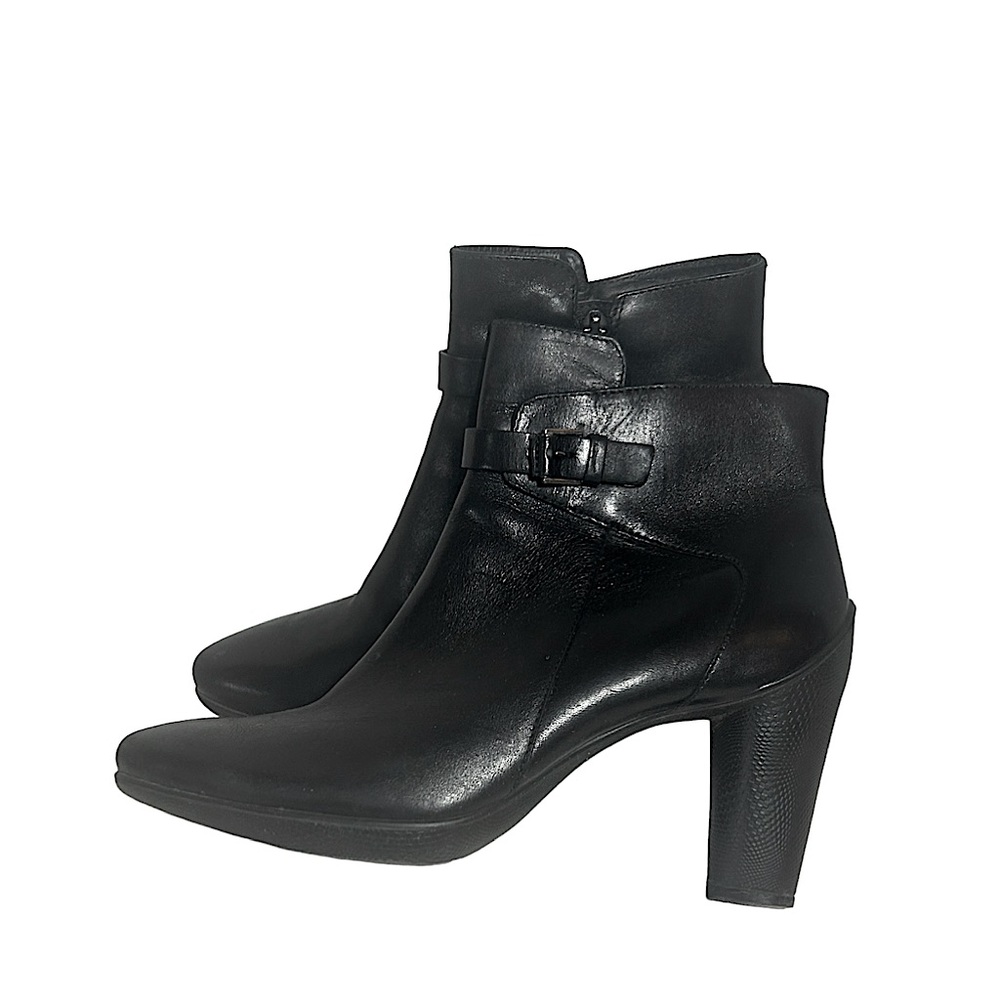 Black Leather Sculptured 75 Mid Cut Zip Boots Size 40✨
